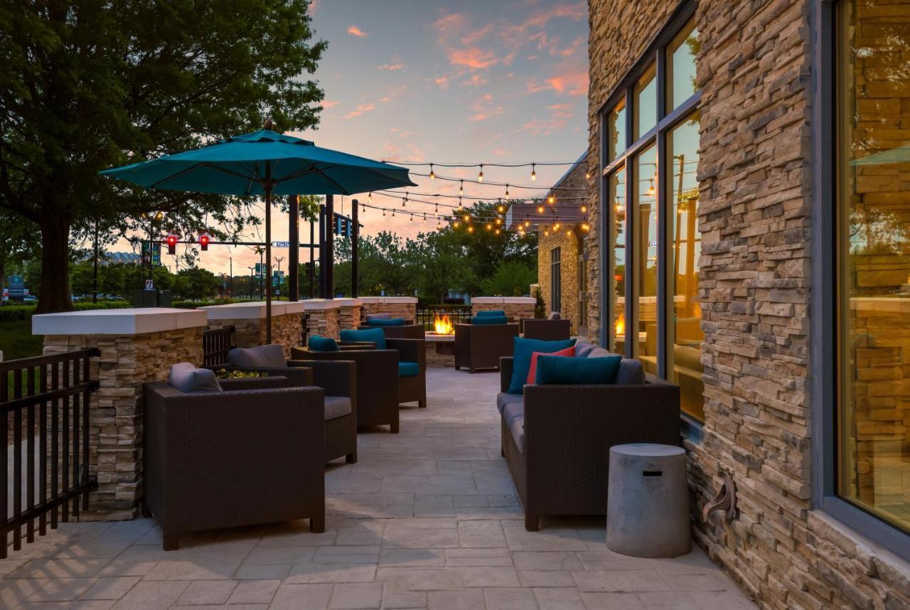 Hyatt Place Hampton Convention Center Экстерьер фото